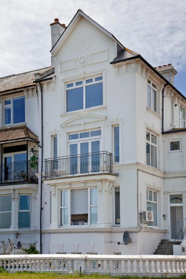 Beachfront Compact Coastal Crib, Direct Sea Views & Air Conditioning Littlestone-on-Sea Eksteriør billede