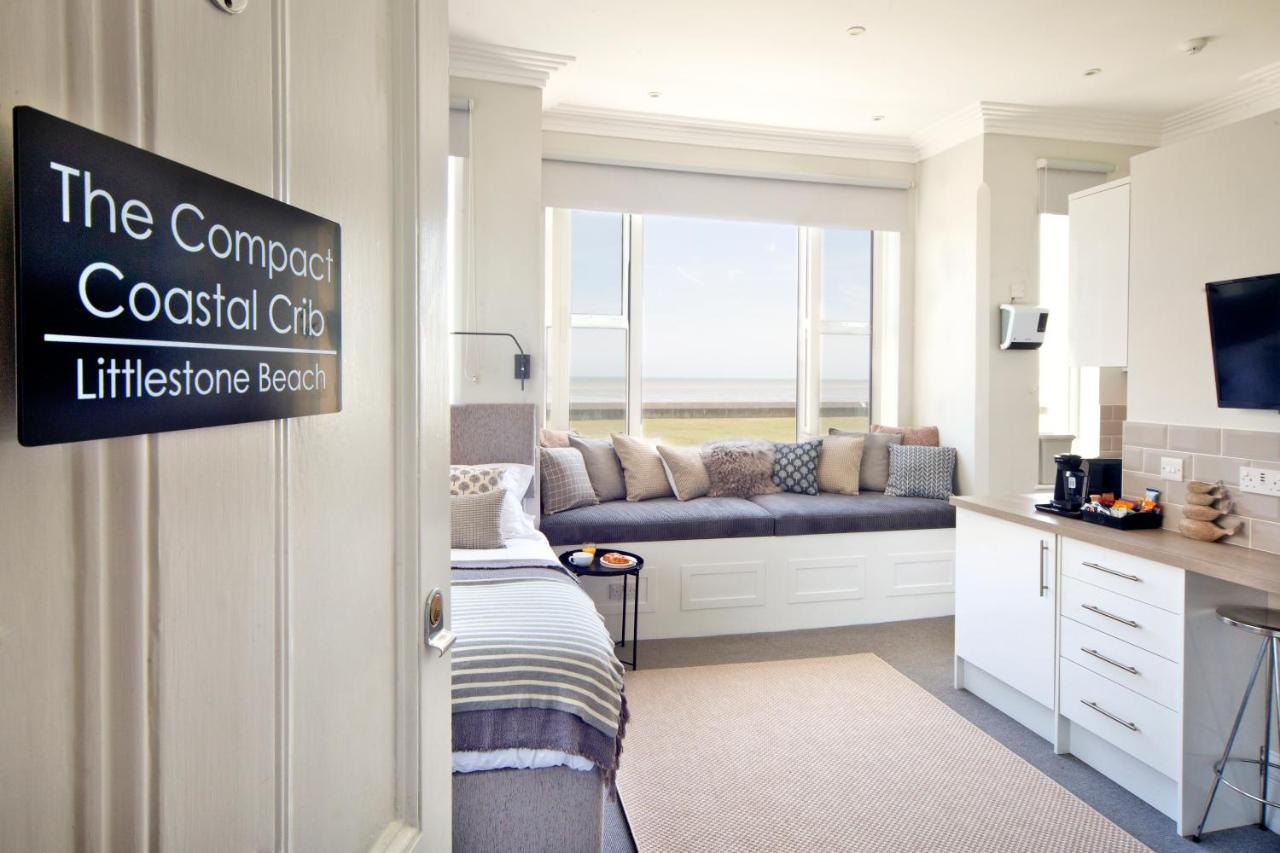 Beachfront Compact Coastal Crib, Direct Sea Views & Air Conditioning Littlestone-on-Sea Eksteriør billede